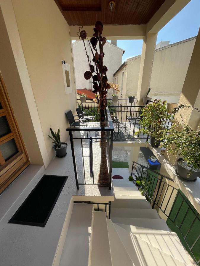 Agreable Appartement Dans Une Maison Saint-Denis  Eksteriør billede